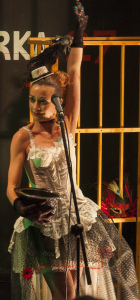 El cabaret de la Mujer Pájaro 2